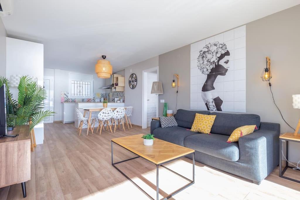V019 - Las Rocas Apartment